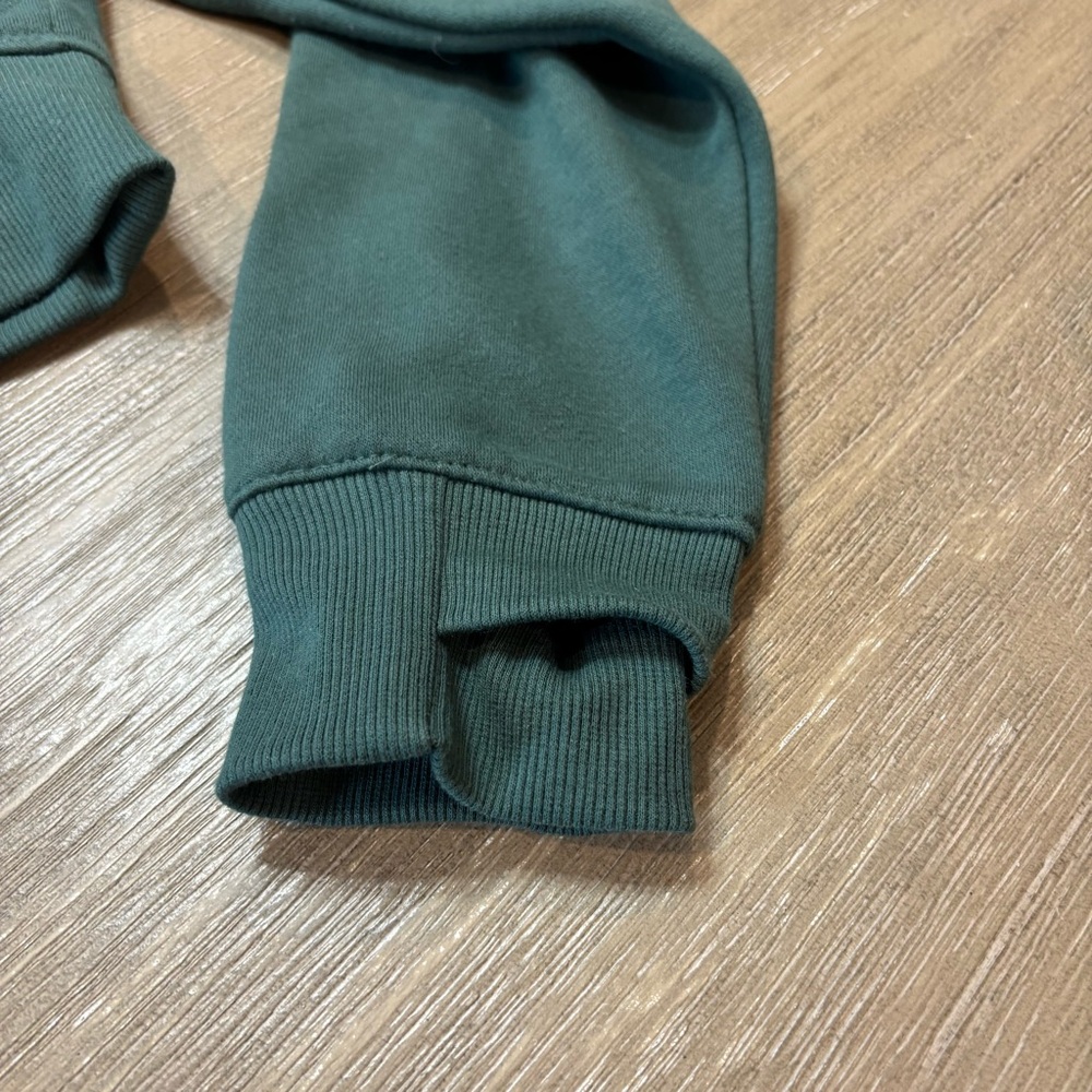 Green Quarter-Zip Cropped Pullover - Picture 6 of 9
